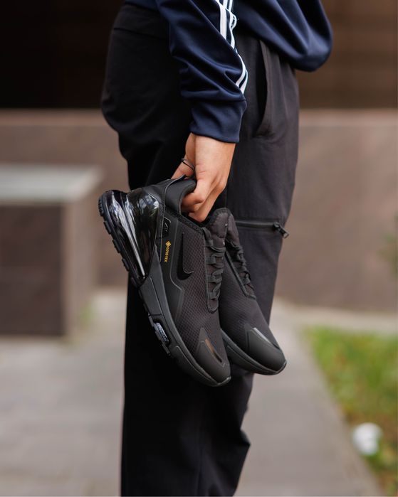 Nike Air Max 270 Gore-Tex Triple Black