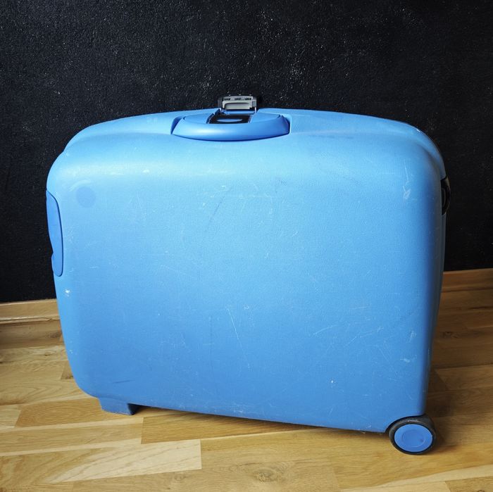 Walizka Samsonite Classic Hard-Shell 75,5 L