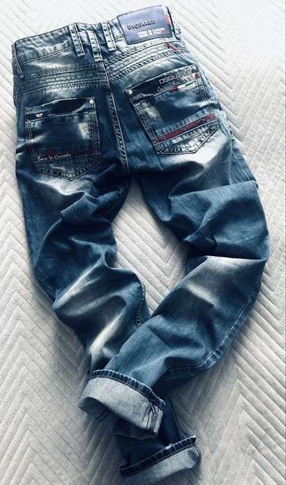 Spodnie meskie jeansowe sygnowane Dsquared2