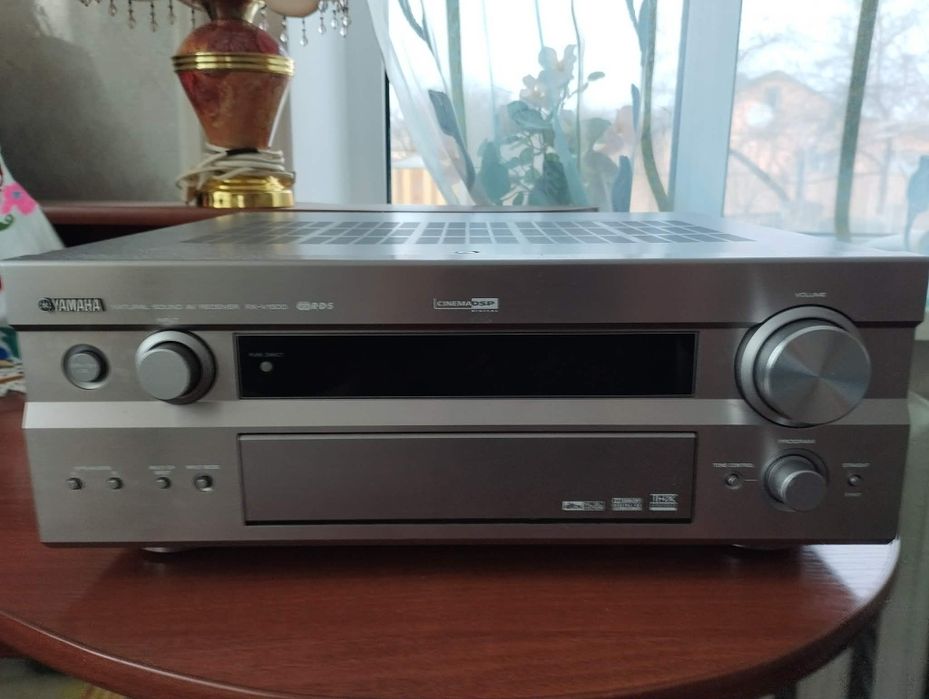 Топовий ресивер Yamaha RX-V1500