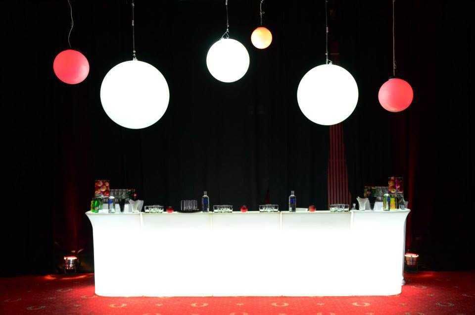 Balcão com iluminação