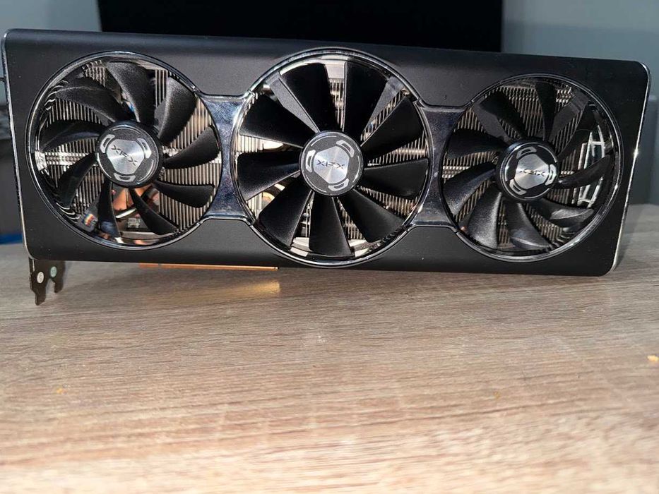 XFX 5700XT thicc lll Ultra