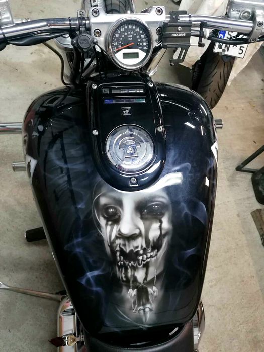 Aerografia , kaski, baki, motocykle; Odzież motocyklo