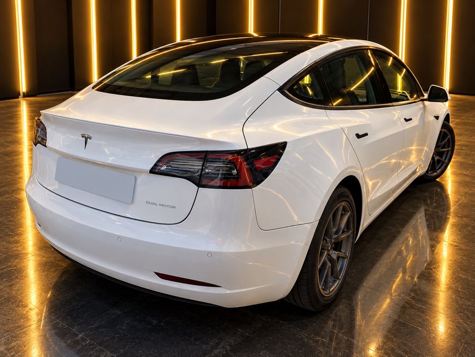 Tesla Model 3 Long Range  2021 154.249 km — photo 3
