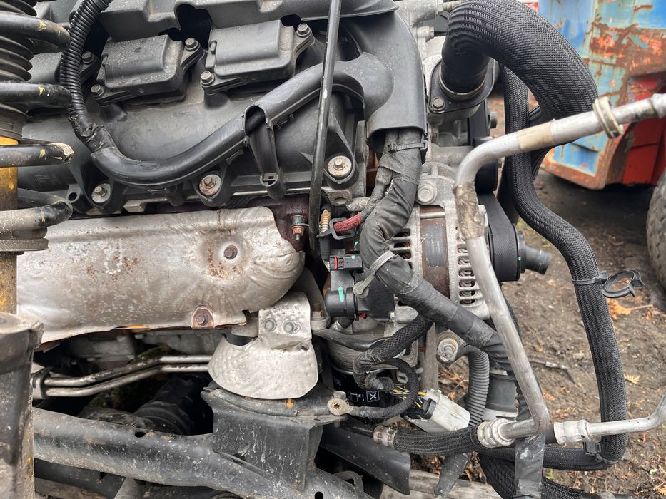 Jeep grand cherokee wk2 srt silnik kompletny 6.4 hemi