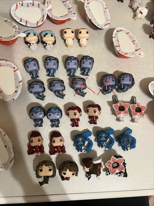 Продам фігурки Kinder joy (кіндер) stranger things (дивні Дива)