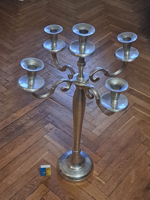 Продам підсвічник.