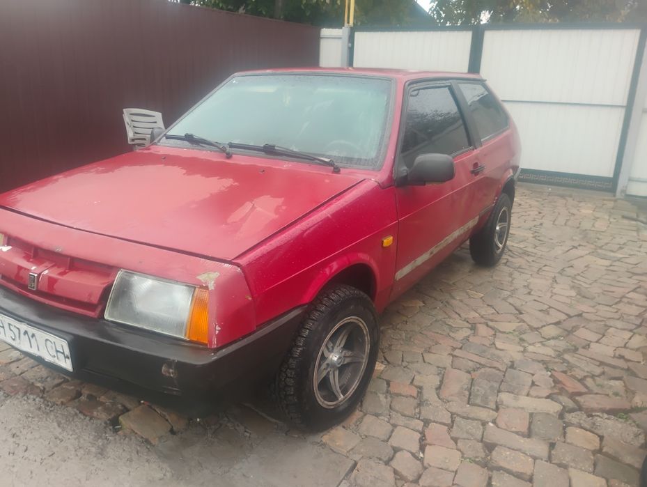 автомобиль  ВАЗ 2108