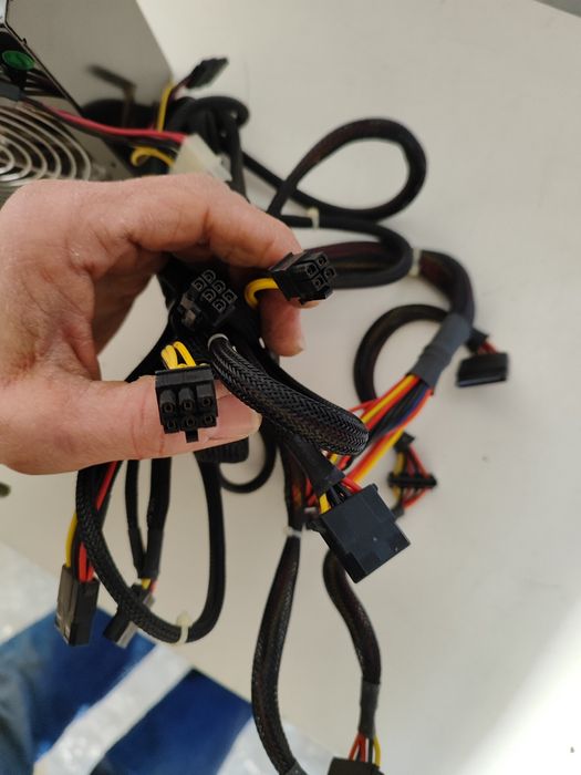 Zasilacz do PC Powertec 480W Z niebieskim podświetleniem