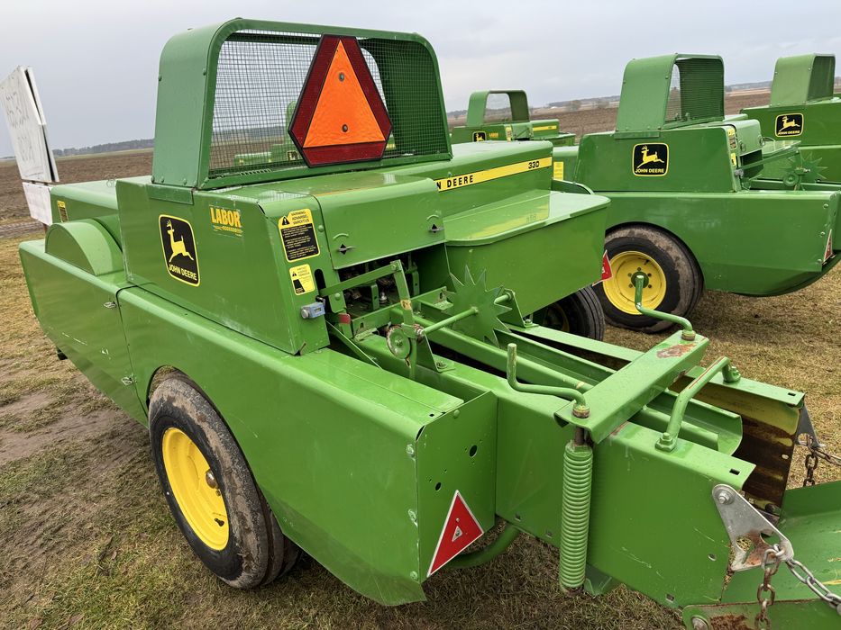 Пресс подборщик JOHN DEERE 330 Тюкопрес, Прес підбирач