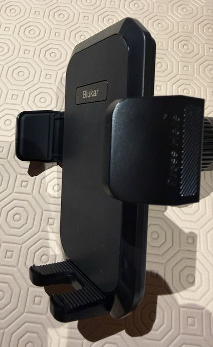 Suporte carro telemóvel sem uso