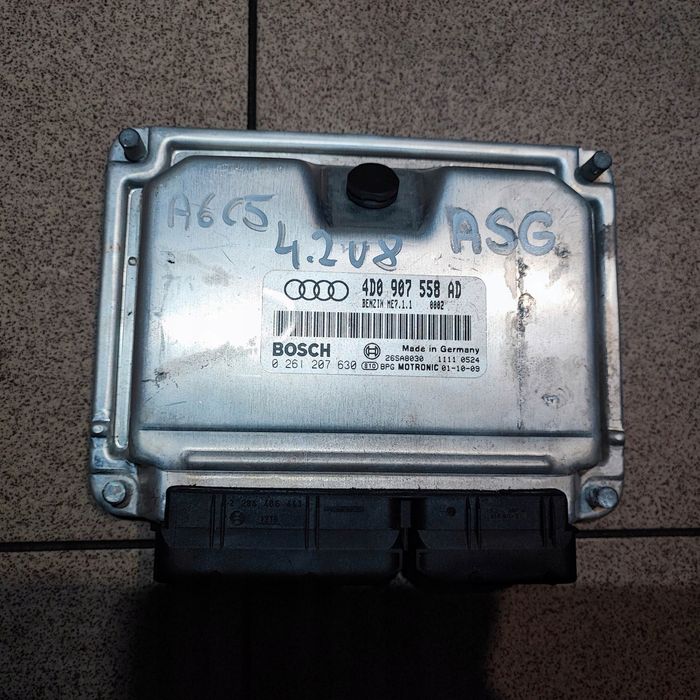 Sterownik Komputer Silnika Audi A6 C5 4.2 V8 Asg