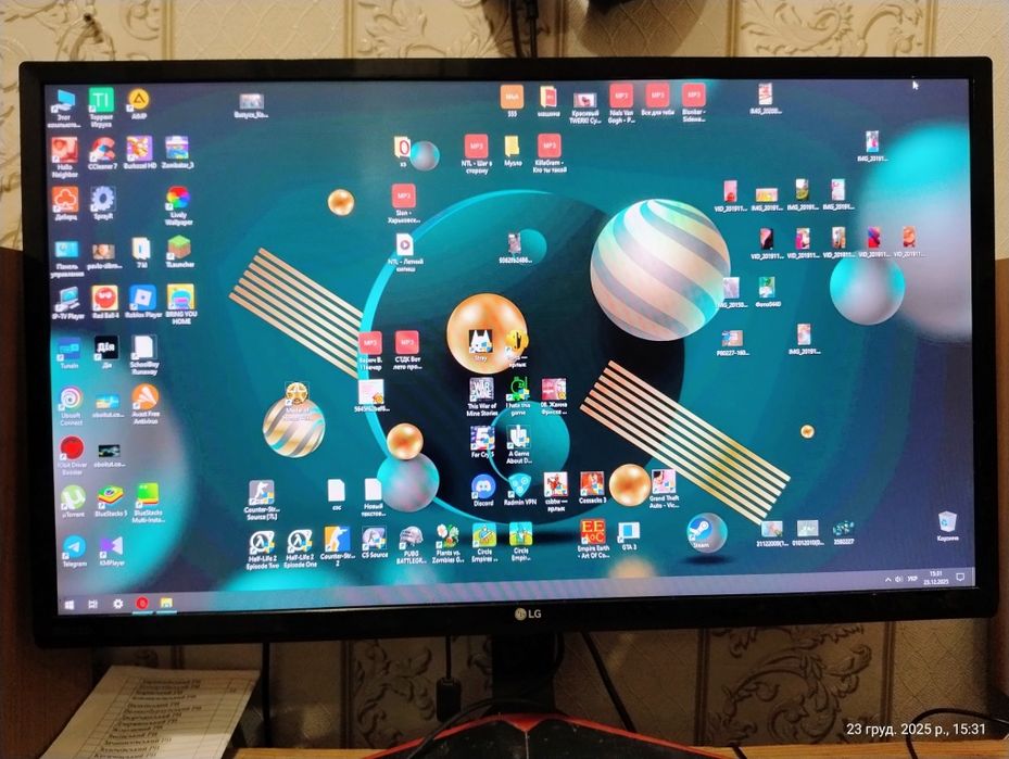 Монітор LG 24. 74hz