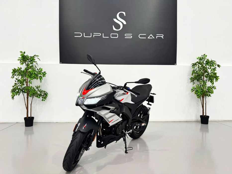 Aprilia Tuono 125