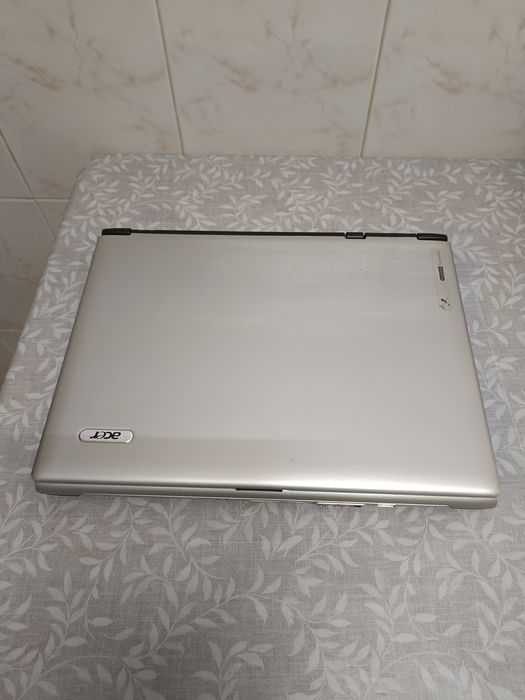 Computador portátil acer