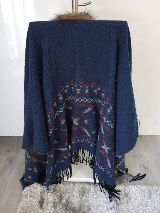 Capa estilo étnico com pêlo – Tamanho único