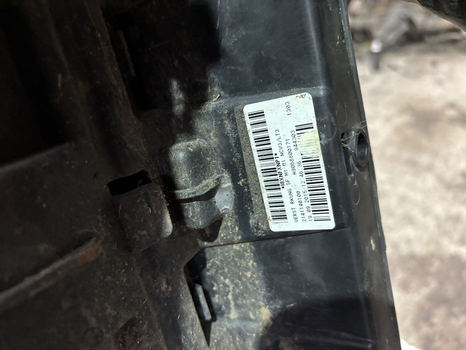 Бампер задній центральна частина Sprinter W906