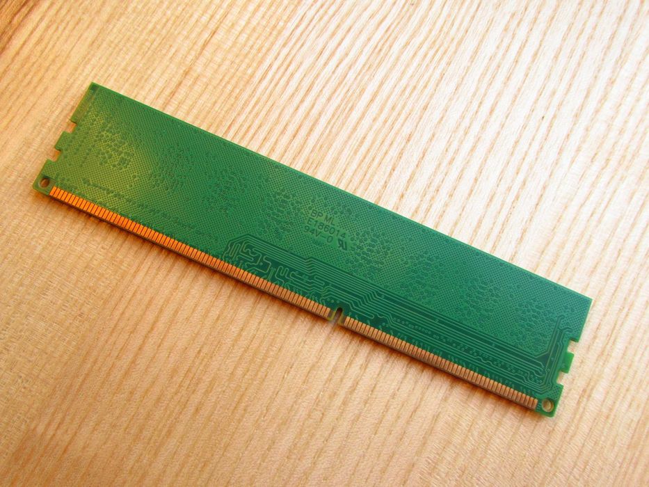 Оперативна пам'ять 4 Гб Apacer DDR3-1600 4096MB PC3-12800