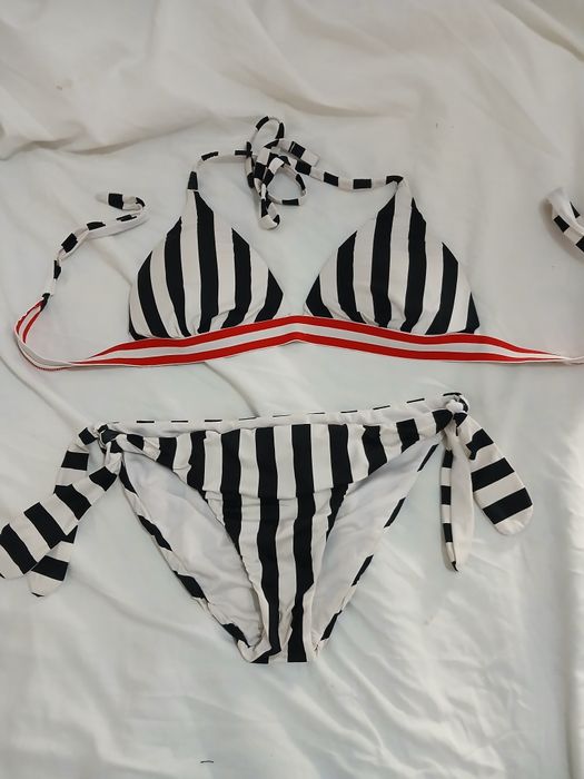 Biquíni de riscas