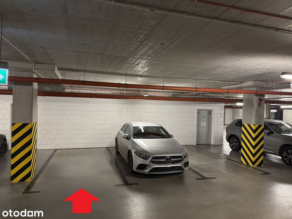 Parking\Garaż AngelRiver + dostęp do SPA (ul.Walońska Wrocław)