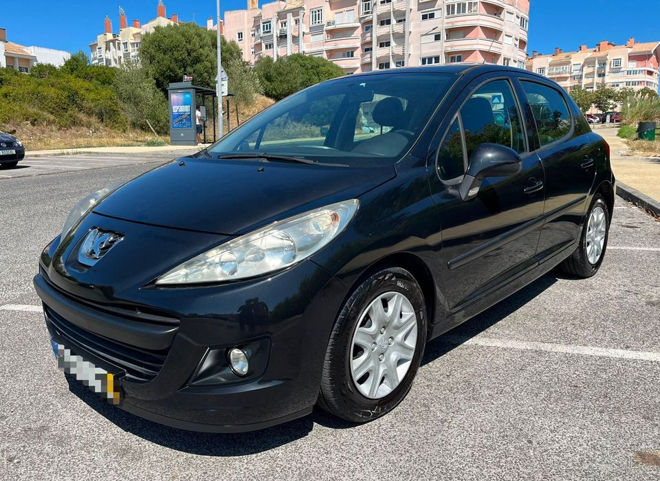 Peugeot 207 1.4i - 100 Mil kms - A/C