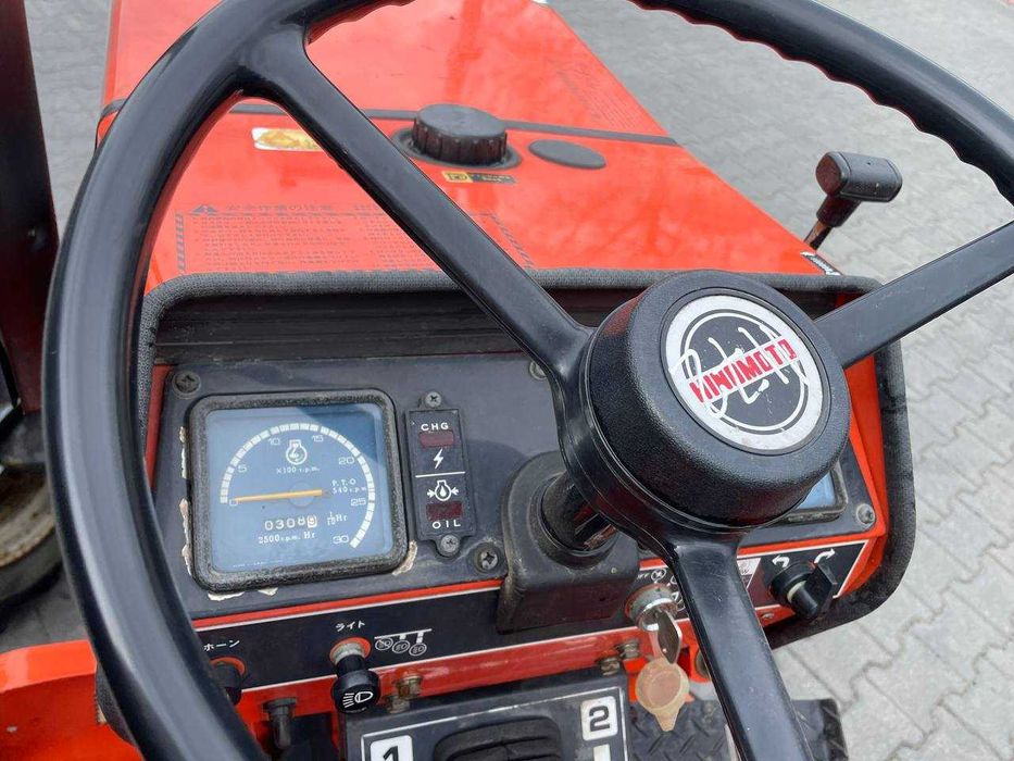 Hinomoto E2304 Японський трактор