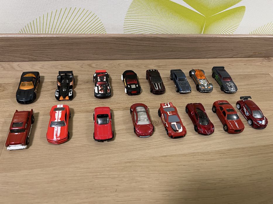 Hot wheels в гарному стані