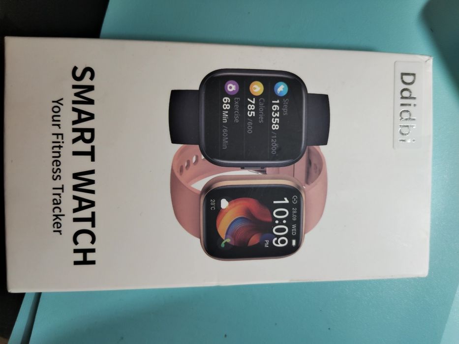 Smartwatch złoty pasek bordo