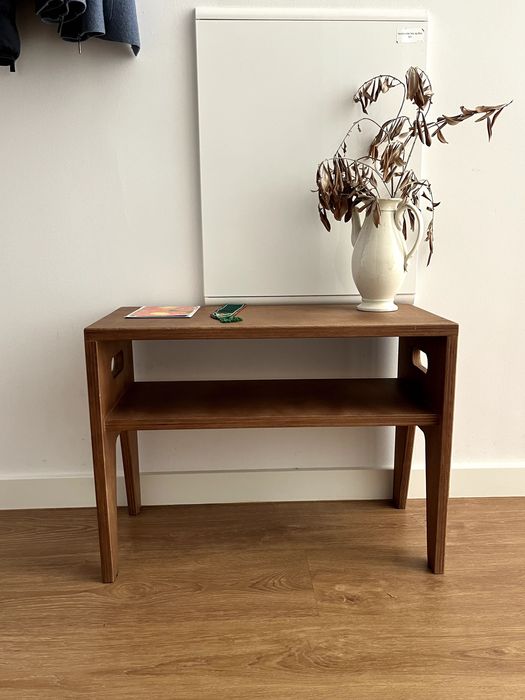 Banco de madeira com estante Saint-Lazare