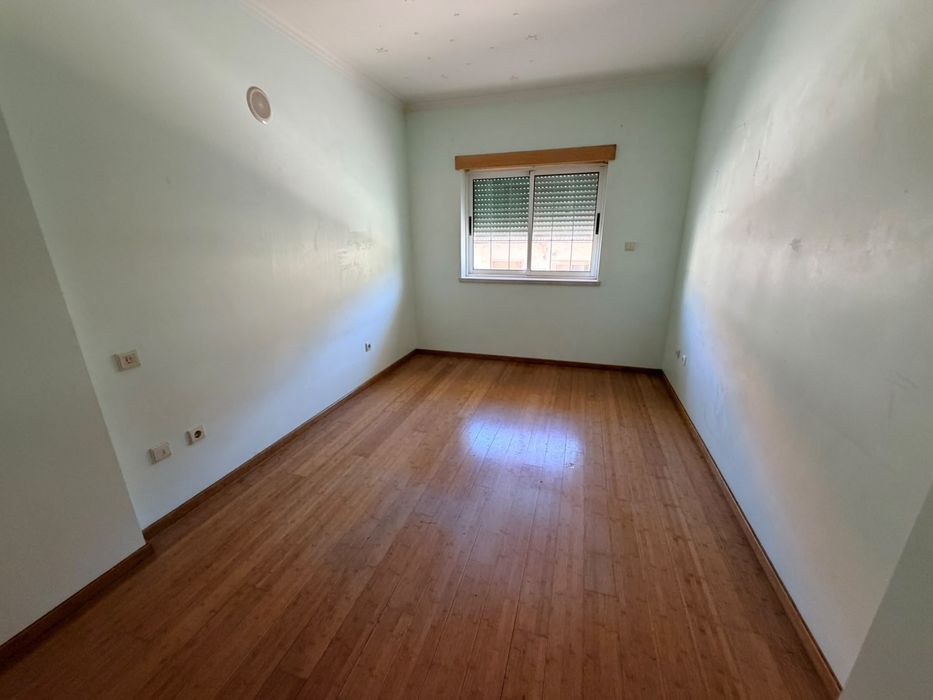 Apartemento T3 para arrendar no Entrocamento
