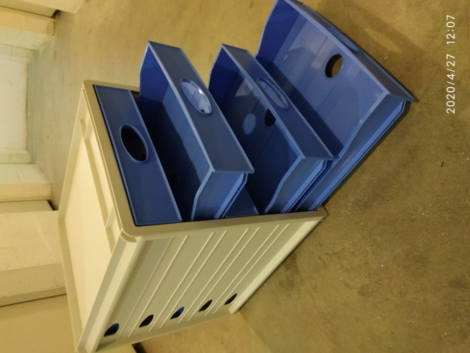 Gavetas de arrumação de secretária