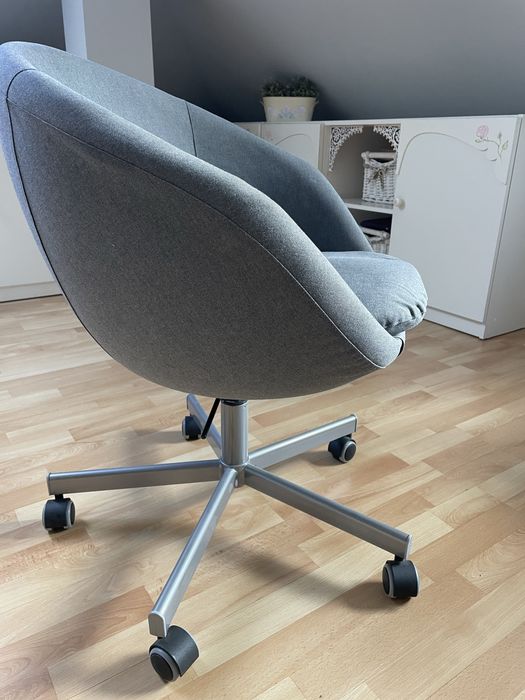 Krzeslo obrotowe SKRUVSTA, Ikea