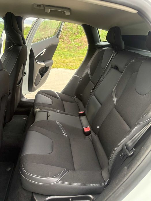 Samochód Osobowy Volvo V40