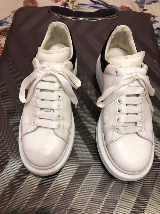 Alexander Mcqueen Oversized Sneaker in White/black