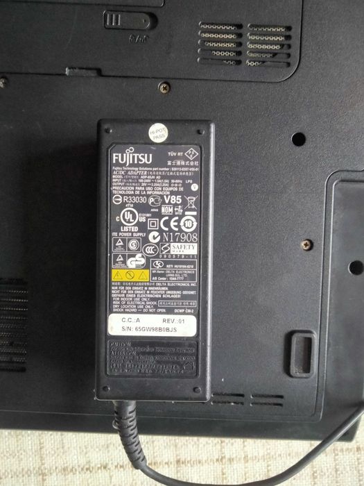 Недорого ноутбук Fujitsu AMILO 530 Notebook