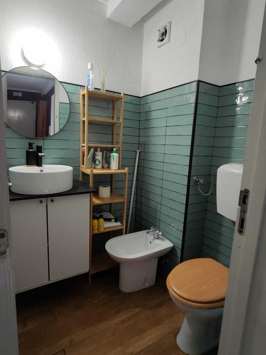 Quarto Espaçoso para Trabalhador em Paço de Arcos
