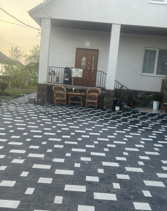 Укладка бруківки