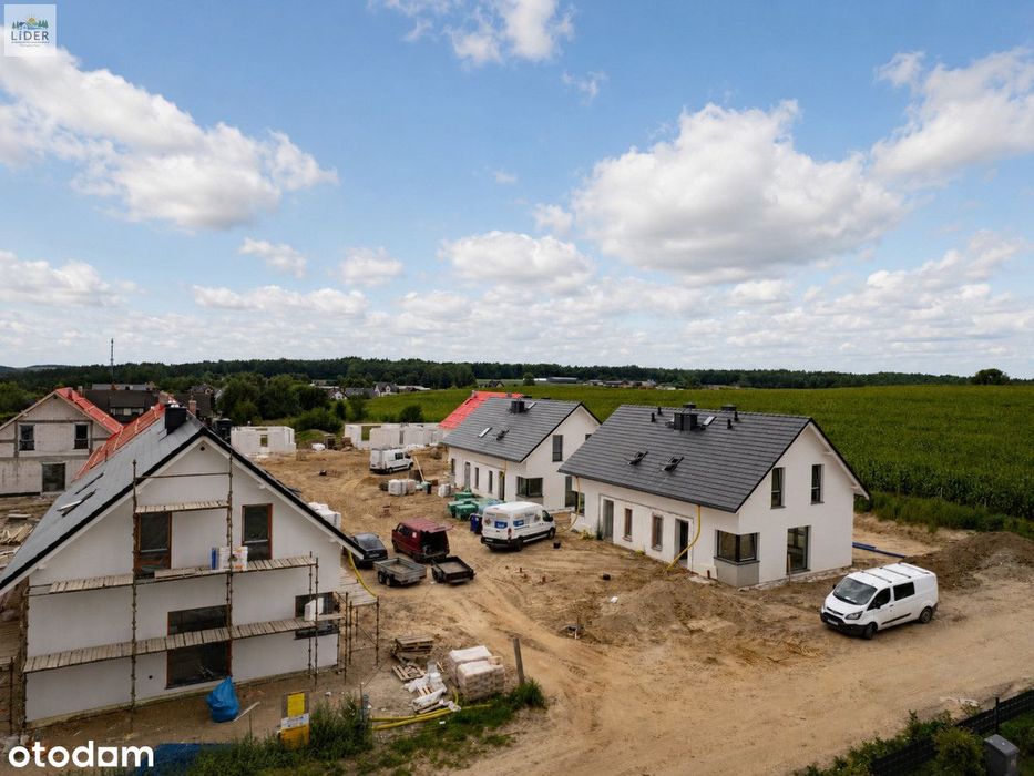 Komfortowe domy z ogrodem / pompa ciepła / media