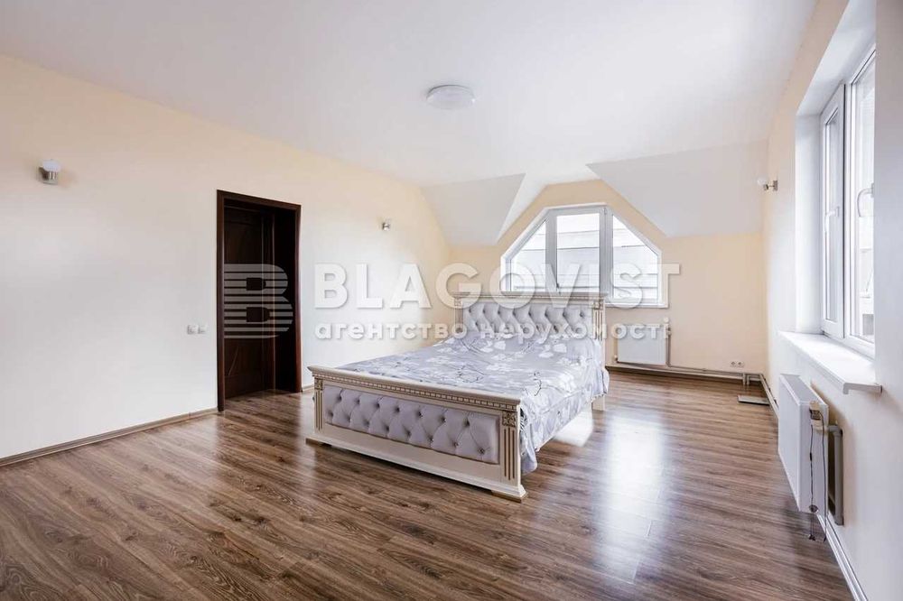 село Любимовка - дом 212 м кв  на 15 сотоках