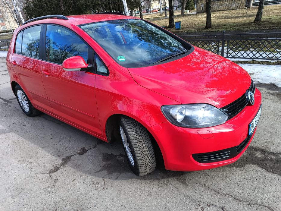 Volkswagen Golf+ 6 Гольф 2011 року 1.6 mpi Нефарбована Гарний стан