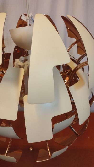 Candeeiro IKEA modelo grande