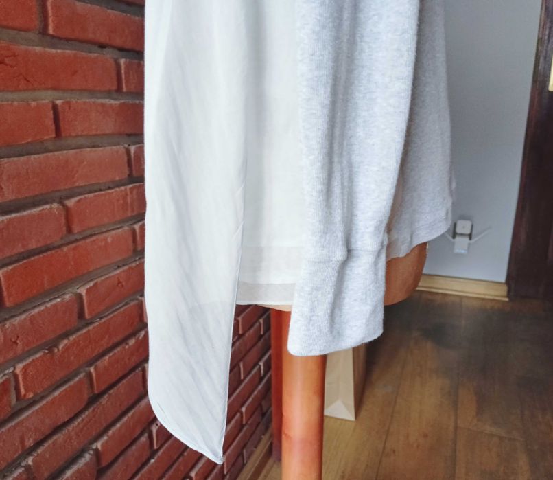BRUNELLO CUCINELLI śliczny szary sweterek 36
