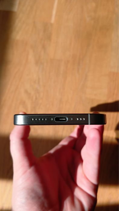 iPhone 15 Pro 128 GB – idealny stan