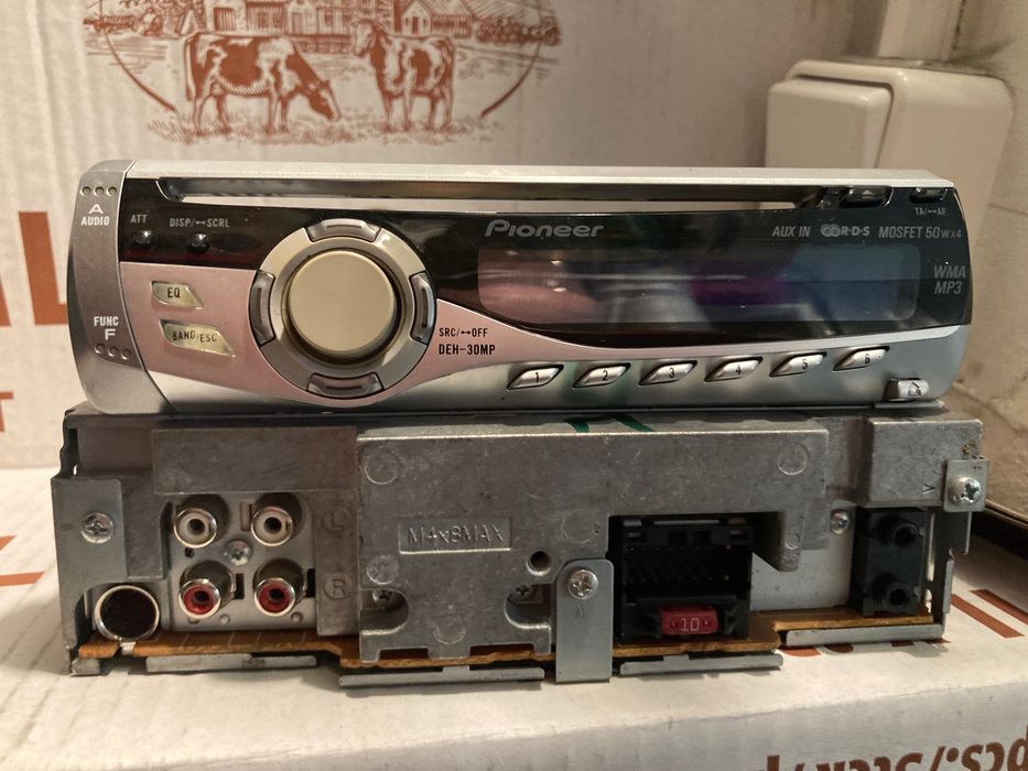 radio samochodowe z CD/usb Pioneer Kenwood JVC itp.
