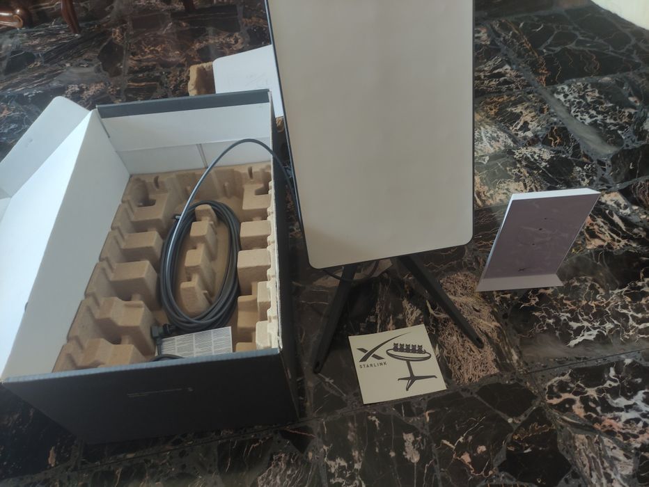 Starlink Gen 2 Set + Ethernet Adapter
