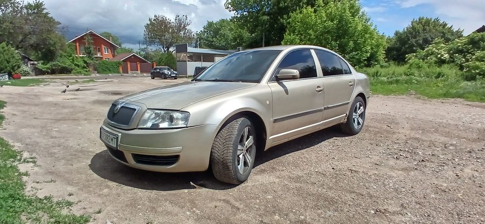 Продаж Skoda Superb