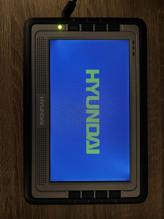 Переносний ЖК-телевізор H-LCD703