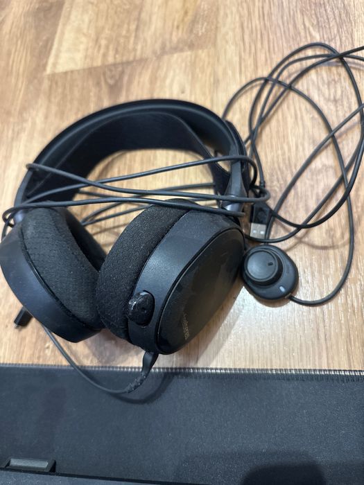 Słuchawki mysz podkładka pod mysz i mouse bunggy
