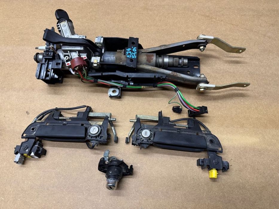 stacyjka bmw e34 e32 lift zestaw wkładek klamki kluczyk klamka lewa prawa zamek tył klapy m60 540i 740i v8 rarytas