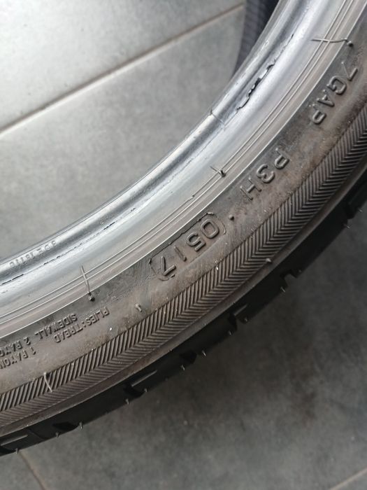 2 pneus 255 35 r19 RFT Bridgestone